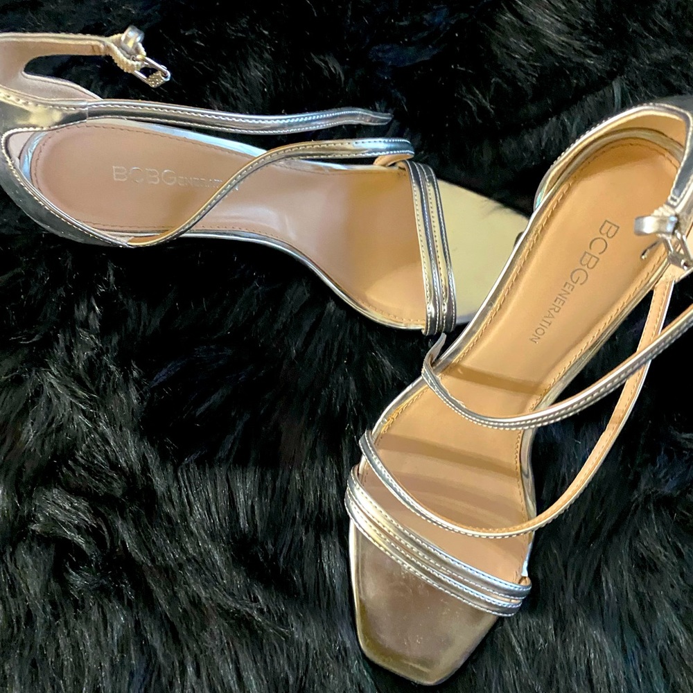 Bcbg shoes metal colors